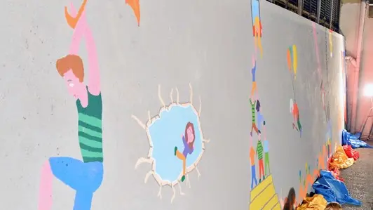 Il murales alla Mediateca