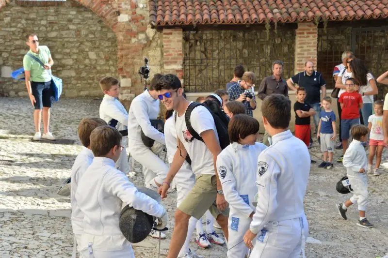 Cassarà e fioretto, flash mob in Castello