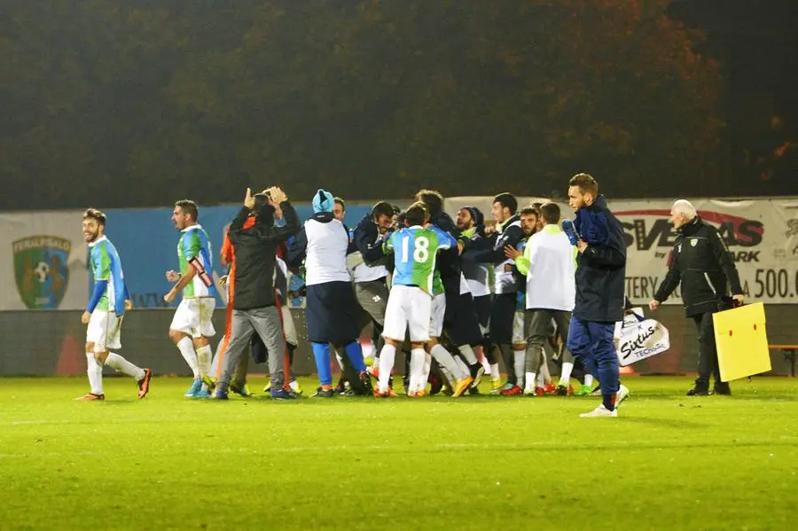 La FeralpiSalò batte il Lumezzane 2-1