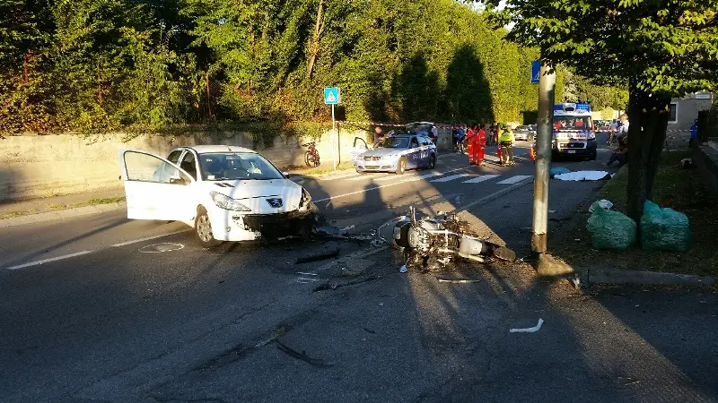 Tragedia a Passirano, morto il motociclista