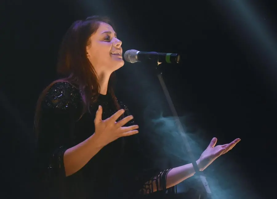 Luchi, vincitrice del Festival di Ghedi, e l'ospite Annalisa