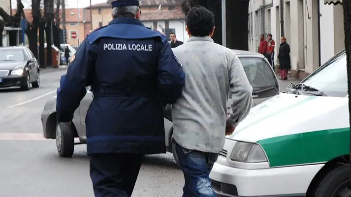 Polizia locale (simbolica)