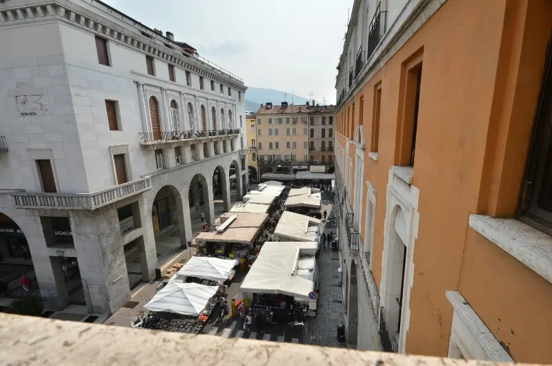 Il mercato visto dall'alto