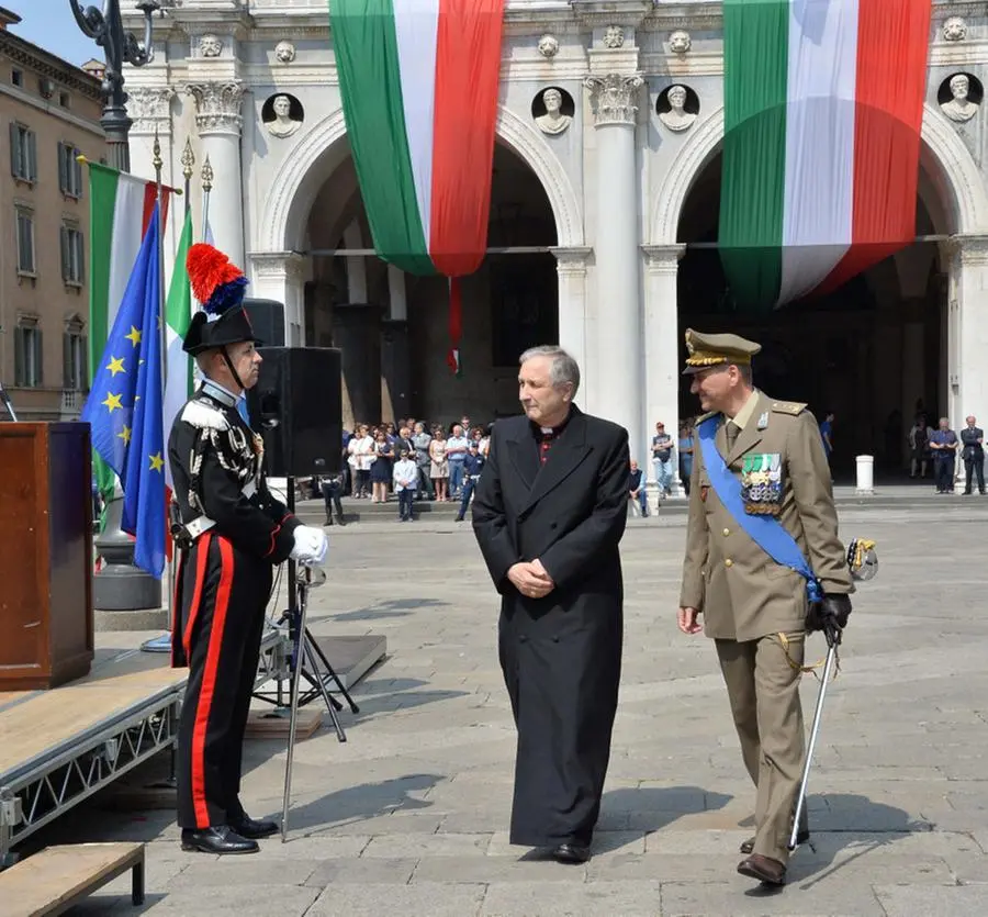 Le celebrazioni del 2 giugno in piazza Loggia