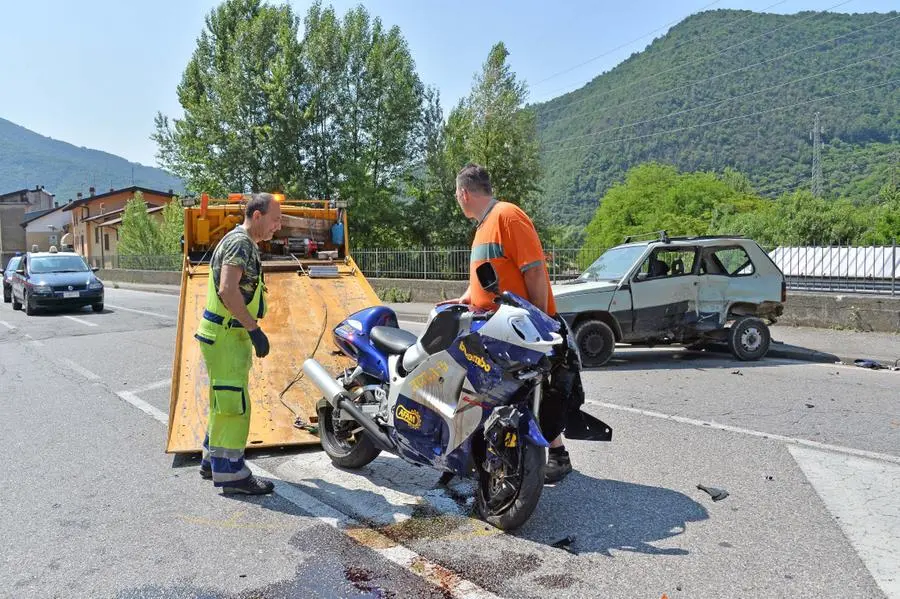 Tragico schianto a Zanano