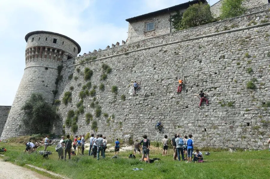 I momenti della scalata al Castello