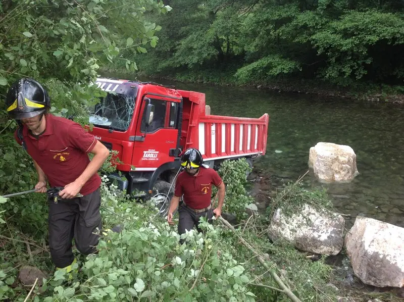 Il camion nel Chiese