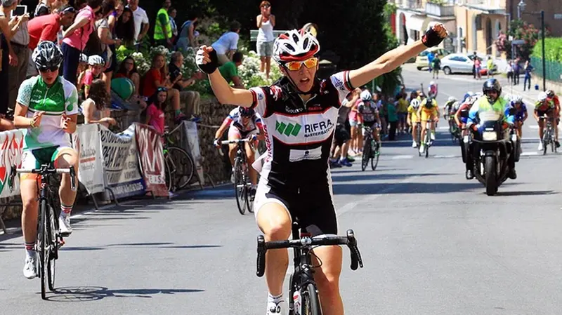 Da Bedizzole a Cles, la domenica ciclistica