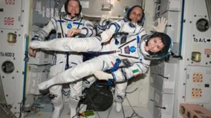 AstroSamantha dallo spazio alla Terra
