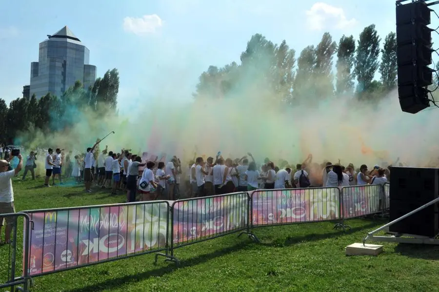 Holi Fun, musica e colori