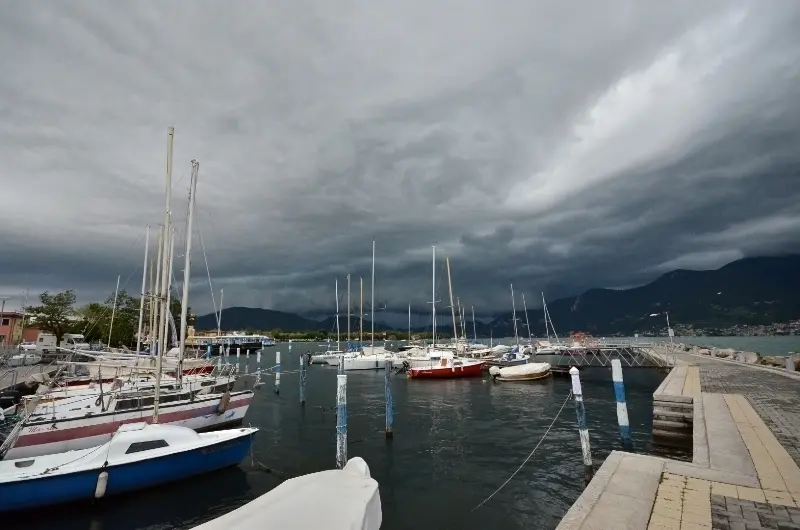 Ferragosto sotto la tempesta