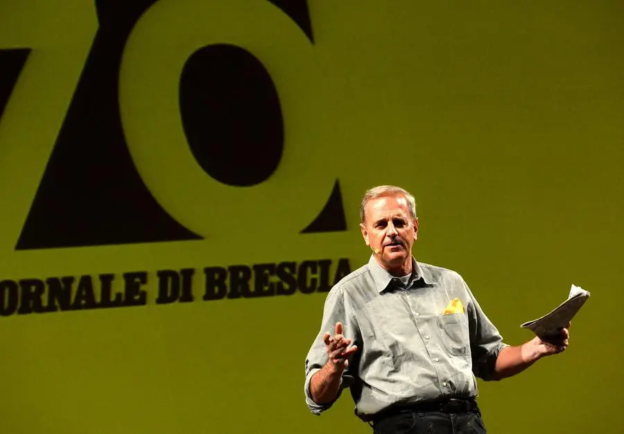 Lo show di Enrico Bertolino al Grande