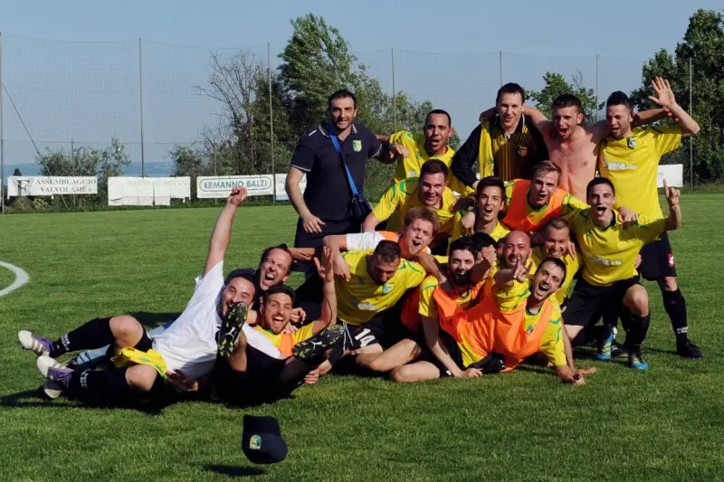 Calcio, Seconda categoria, Valtenesi-Valsabbia 0-2