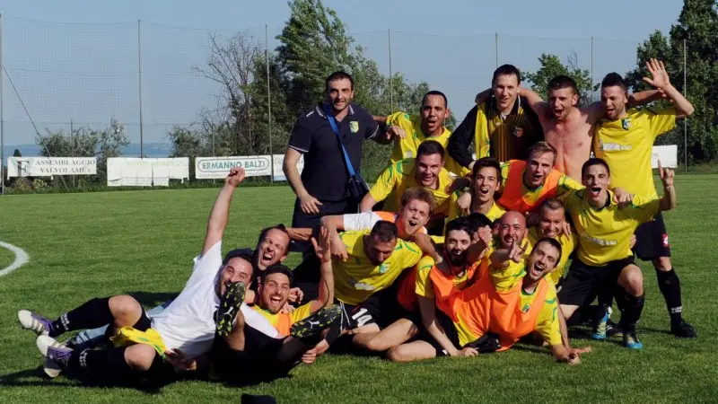 Calcio, Seconda categoria, Valtenesi-Valsabbia 0-2