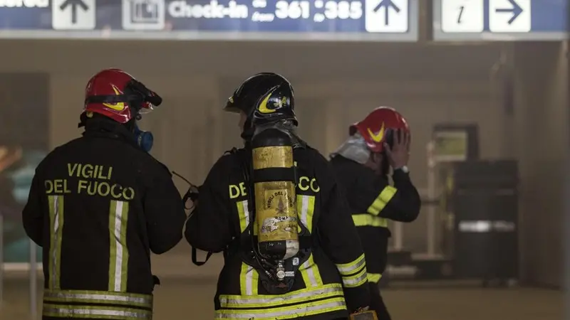 Incendio all'aeroporto di Fiumicino