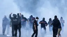 Scontri tra ultras dopo il derby Lazio-Roma