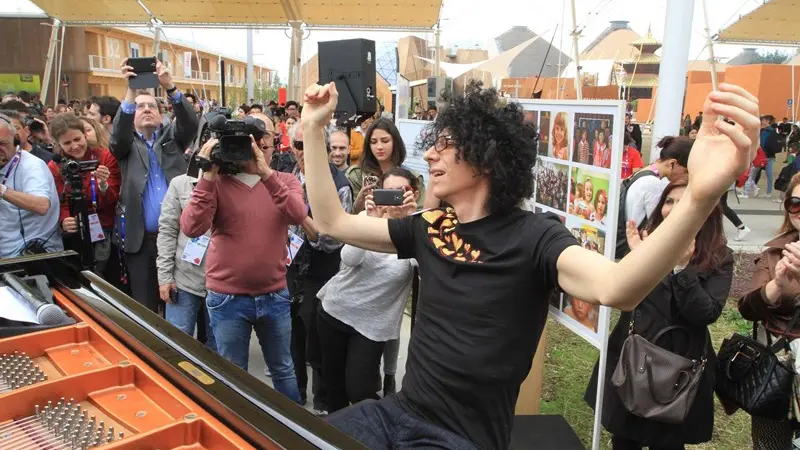 L'inaugurazione del padiglione Save the Children