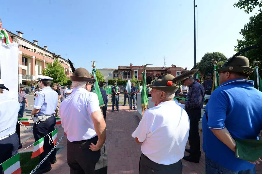 L'inaugurazione del monumento delle Penne Nere