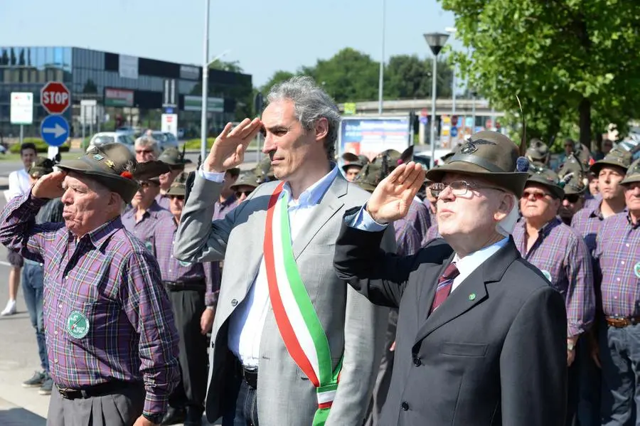 L'inaugurazione del monumento delle Penne Nere