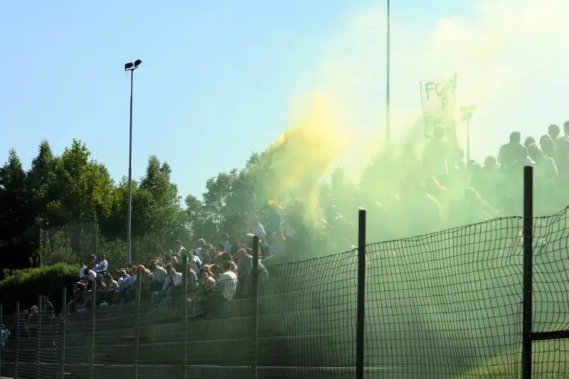 Calcio, Seconda categoria, Valtenesi-Valsabbia 0-2