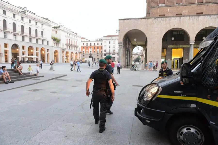 Controlli nelle piazze cittadine