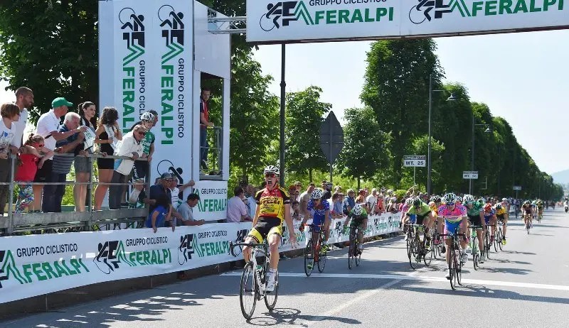 Ciclismo, giovanili: successi per i bresciani