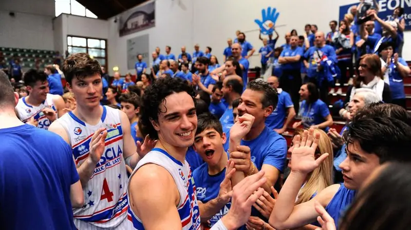 Basket, A2 Gold: Centrale-Trieste: 86-76