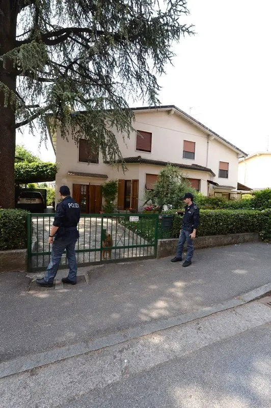 Volante nel quartiere in cui è avvenuto l'arresto