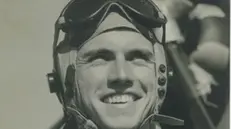 Il pilota Wilbur H. Johnson, il suo Thunderbolt e i suoi salvatori