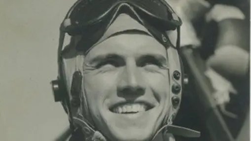 Il pilota Wilbur H. Johnson, il suo Thunderbolt e i suoi salvatori