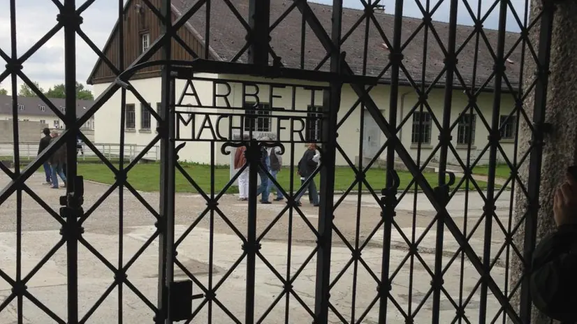 Il pellegrinaggio nel campo di concentramento di Dachau