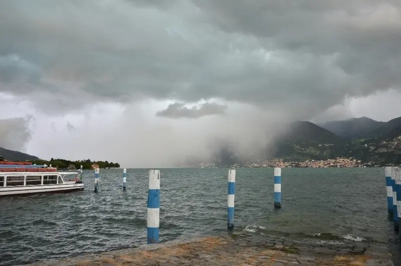 Ferragosto sotto la tempesta