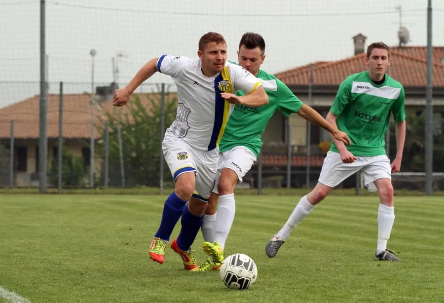Calcio, Prima categoria: CazzagoBornato-Lodrino 3-1