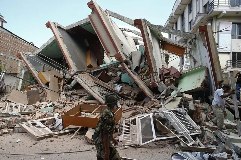 Nuova scossa di terremoto in Nepal