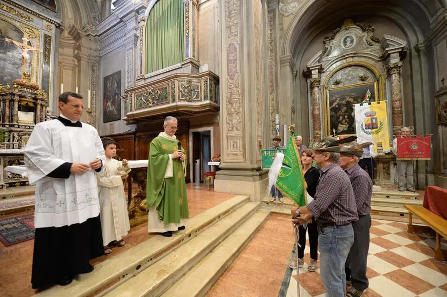 L'inaugurazione del monumento delle Penne Nere