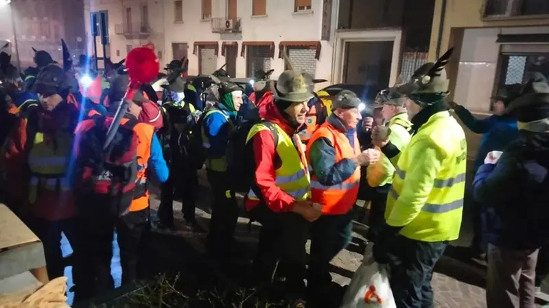 Il passaggio degli alpini a Rezzato