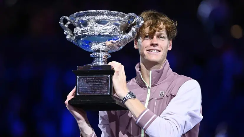 Sinner entra nella storia del tennis