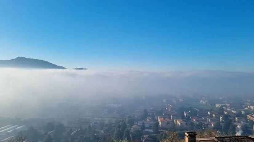 Nebbia vista dal colle di San Giuseppe