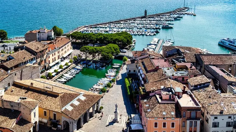 Una veduta di Desenzano del Garda