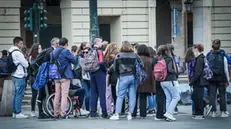 Ritornano le gite scolastiche in visita al centro città, Torino, 06 aprile 2022. ANSA/TINO ROMANO