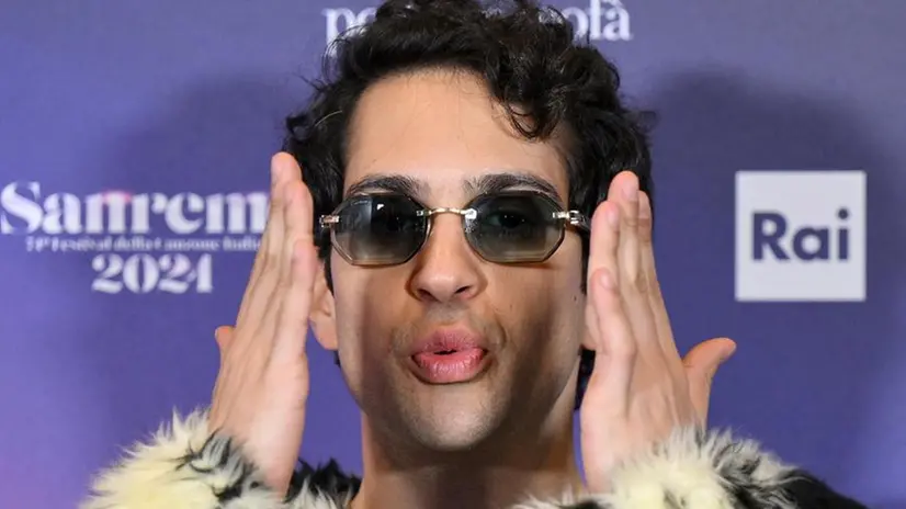 Italian singer Mahmood poses during a photocall on the occasion of the 74th Sanremo Italian Song Festival, in Sanremo, Italy, 07 February 2024. The music festival will run from 06 to 10 February 2024. ANSA/ETTORE FERRARI