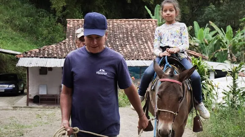 Ogni appuntamento del progetto finisce con un giro sulla mula