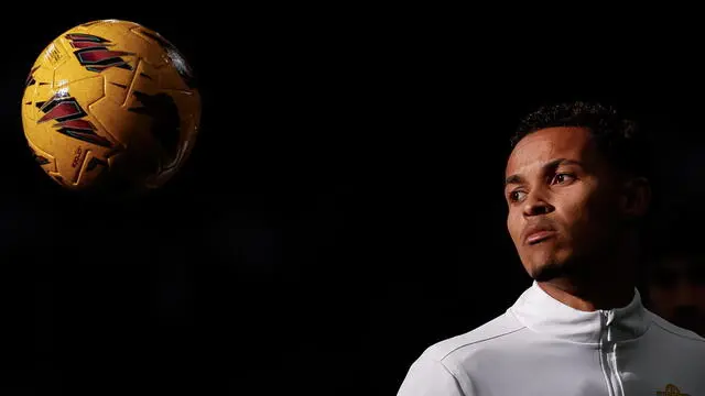 epa11094305 Almeria's Brazilian striker Lazaro Vinicius warms up before the Spanish LaLiga soccer match between Real Madrid and UD Almeria at Santiago Bernabeu Stadium, in Madrid, 21 January 2024.  EPA/Daniel Gonzalez