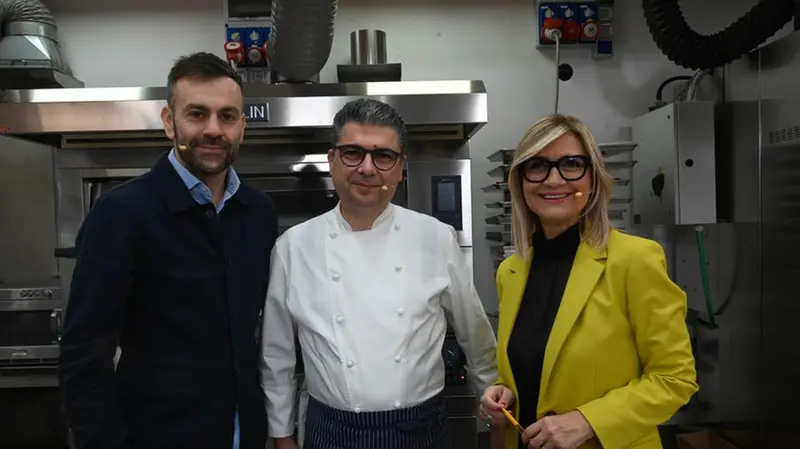 Da sinistra: Davide Briosi, chef Beppe Maffioli e Clara Camplani