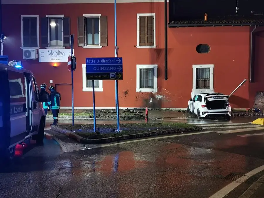 Noleggiano L’auto E Si Schiantano A Fornaci | Giornale Di Brescia