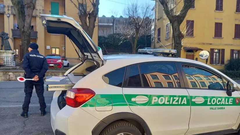 Sono intervenuti gli agenti della Polizia locale di Valle Sabbia