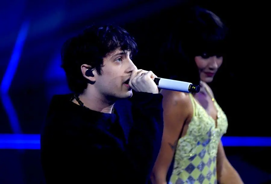 Italian singer Sangiovanni with Spanish singer Aitana perform on stage at the Ariston theatre during the 74th Sanremo Italian Song Festival, Sanremo, Italy, 09 February 2024. The music festival will run from 06 to 10 February 2024. ANSA/RICCARDO ANTIMIANI