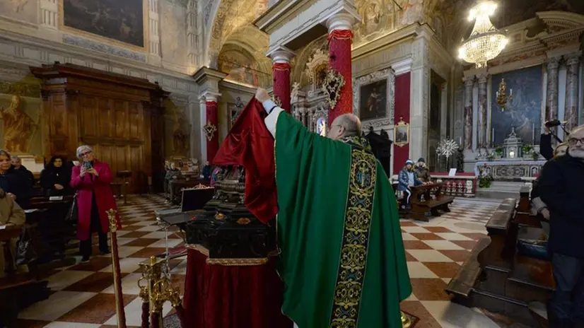 La celebrazione per i santi patroni in basilica