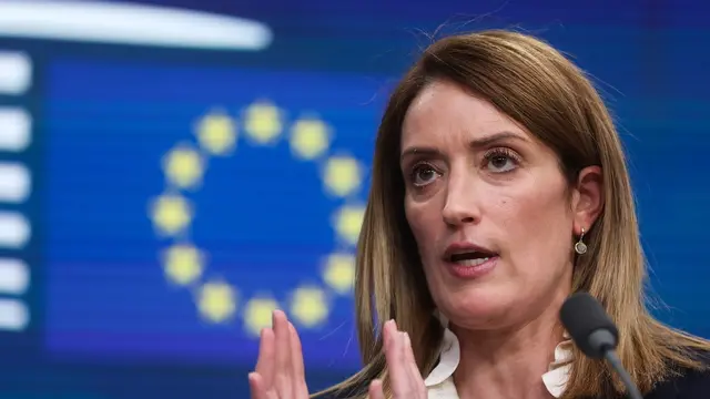 epa11117889 European Parliament President Roberta Metsola attends a press conference during a Special European Council in Brussels, Belgium, 01 February 2024. EU leaders gather in Brussels to discuss the mid-term revision of the EU's long-term budget for 2021-2027, including support to Ukraine. EPA/OLIVIER HOSLET