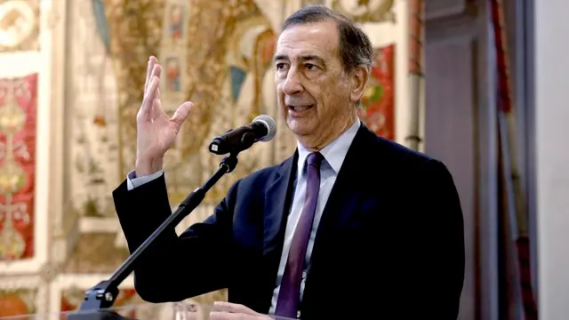 Per il Giorno della Memoria, il sindaco di Milano Giuseppe Sala partecipa all'incontro con le scuole con studenti e studentesse organizzato da Anpi, Aned e Ucei a palazzo Marino a Milano, 26 gennaio 2024. ANSA/MOURAD BALTI TOUATI